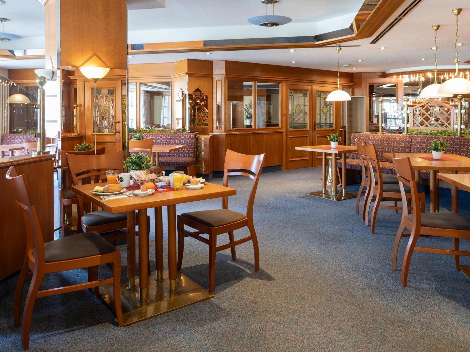 B&B Hotel Gotha-Hbf Экстерьер фото